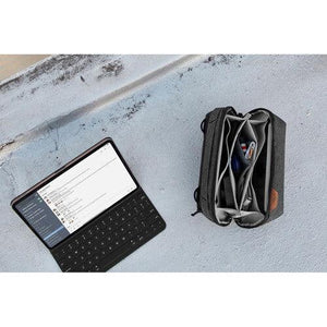 Peak Design Field Pouch v2 (Midnight) at PROCAM | procam.com
