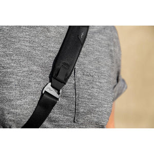 Peak Design Everyday Sling v2 (Black, 3L) at PROCAM | procam.com