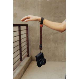 Peak Design Cuff Wrist Strap (Eclipse) at PROCAM | procam.com