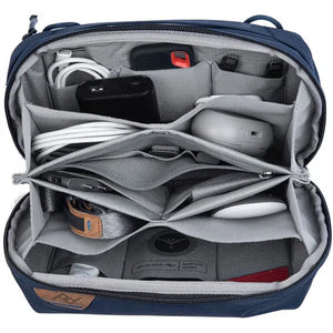 Peak Design Field Pouch v2 (Midnight) at PROCAM | procam.com