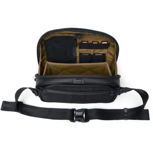 Nomatic McKinnon Camera Messenger Bag (13L) at PROCAM | procam.com