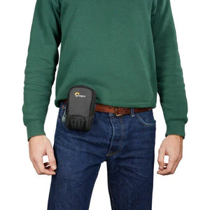 Lowepro Adventura CS 20 III Camera Pouch (Black) at PROCAM | procam.com