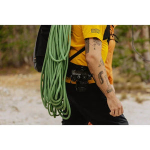 Peak Design Outdoor Hip Belt (Black) at PROCAM | procam.com