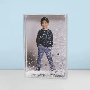 Neil Photo Snowflake Picture Frame 4X6 Snow globe style Floating Clear Plastic at PROCAM | procam.com
