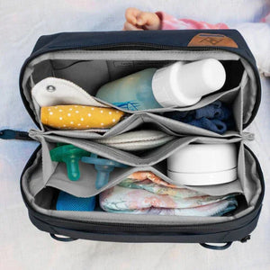 Peak Design Field Pouch v2 (Midnight) at PROCAM | procam.com