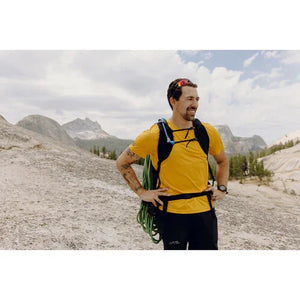 Peak Design Outdoor Hip Belt (Black) at PROCAM | procam.com