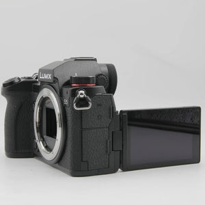 * OPEN BOX EXCELLENT * Panasonic Lumix DC-S5 Mirrorless Digital Camera (Body Only) at PROCAM | procam.com