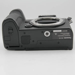 * OPEN BOX EXCELLENT * Panasonic Lumix DC-S5 Mirrorless Digital Camera with 20-60mm Lens at PROCAM | procam.com
