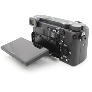 * OPEN BOX FAIR * Sony a6400 Mirrorless Digital Camera with E 18-135mm f/3.5-5.6 OSS Lens at PROCAM | procam.com