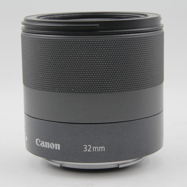 *** USED *** Canon EF-M 32mm f/1.4 STM Lens