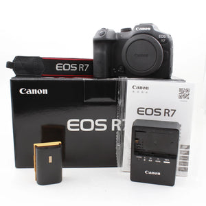* OPEN BOX EXCELLENT * Canon EOS R7 Mirrorless Camera with 18-45mm Lens Content Creator Kit at PROCAM | procam.com