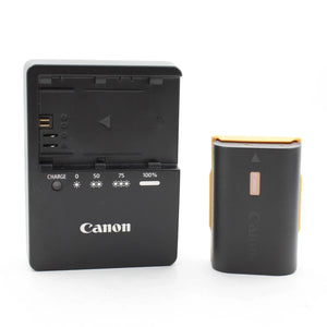 * OPEN BOX EXCELLENT * Canon EOS R7 Mirrorless Camera with 18-45mm Lens Content Creator Kit at PROCAM | procam.com