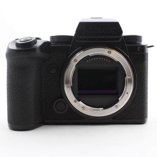 * OPEN BOX EXCELLENT * Panasonic Lumix S5 IIX Mirrorless Camera (Body Only)