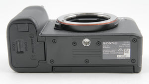 * OPEN BOX EXCELLENT * Sony Alpha a7C Mirrorless Digital Camera with FE 28-60mm f/4-5.6 Lens (Silver) at PROCAM | procam.com