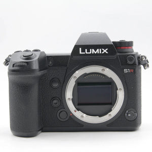 * OPEN BOX EXCELLENT * Panasonic Lumix S1R Digital Mirrorless Camera with 24-105mm f/4 S-Series Lens at PROCAM | procam.com