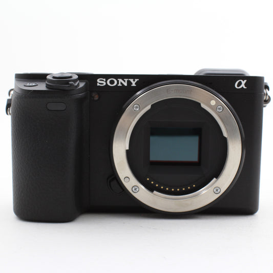 * OPEN BOX FAIR * Sony a6400 Mirrorless Digital Camera with E 18-135mm f/3.5-5.6 OSS Lens