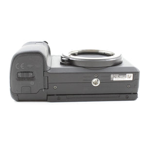 * OPEN BOX GOOD * Sony a6400 Mirrorless Digital Camera with E 18-135mm f/3.5-5.6 OSS Lens at PROCAM | procam.com