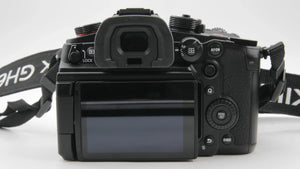 * OPEN BOX GOOD * Panasonic Lumix GH6 Mirrorless Camera with 12-60mm f/2.8-4.0 Leica Lens at PROCAM | procam.com