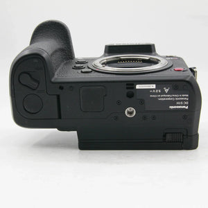 * USED * Panasonic Lumix S1H Mirrorless Camera (Body Only) SHUTTER 751 at PROCAM | procam.com