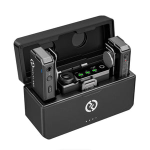 Hollyland LARK MAX Duo 2-Person Wireless Microphone System (2.4 GHz, Black) at PROCAM | procam.com