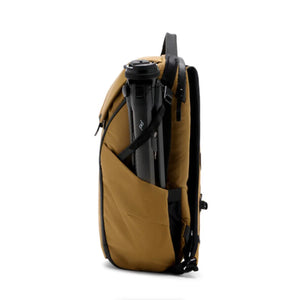 Peak Design Everyday Backpack v2 (20L, Coyote) at PROCAM | procam.com