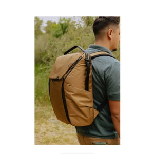 Peak Design Everyday Backpack v2 (30L, Coyote) at PROCAM | procam.com