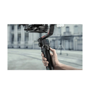 DJI RS 3 Pro Gimbal Stabilizer Combo at PROCAM | procam.com
