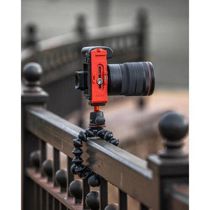 JOBY Vert Vertical L-Bracket for DSLR & Mirrorless Cameras at PROCAM | procam.com