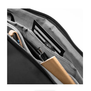 Peak Design 65L Travel Duffel (Black) at PROCAM | procam.com
