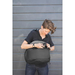 Peak Design Everyday Backpack Zip (15L, Black) at PROCAM | procam.com
