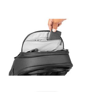 Peak Design Travel Backpack (30L, Black) at PROCAM | procam.com