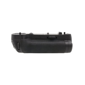 ProMaster Battery Grip for Nikon D500 at PROCAM | procam.com