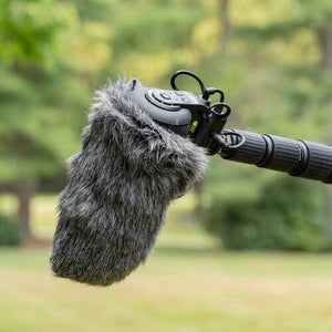 Saramonic Vmic5 PRO Camera-Mount Shotgun Microphone at PROCAM | procam.com
