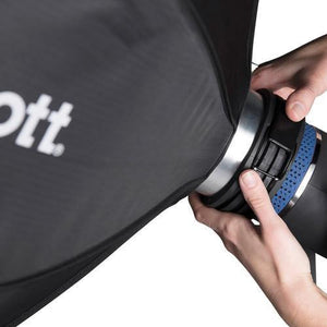 Westcott Rapid Box Switch Softbox Octa-M at PROCAM | procam.com