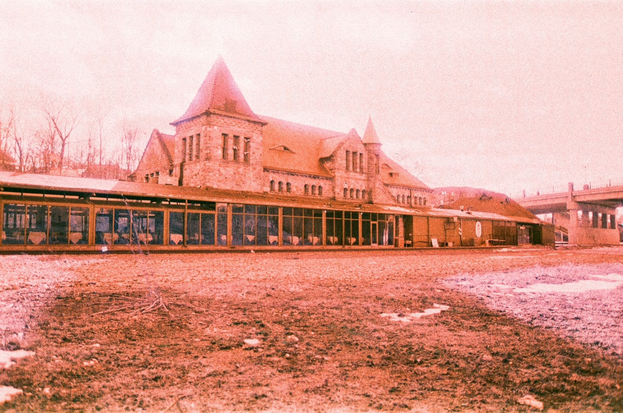 HARMAN SWITCH AZURE Film (35mm Roll Film, 36 Exposures)
