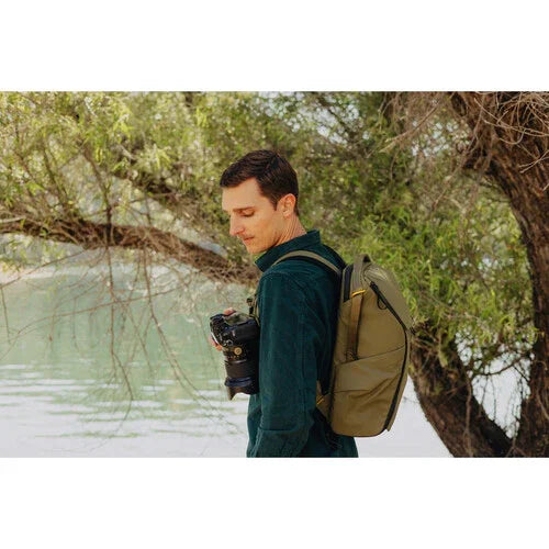 Peak Design Everyday Backpack v3 (20L, Kelp) at PROCAM | procam.com
