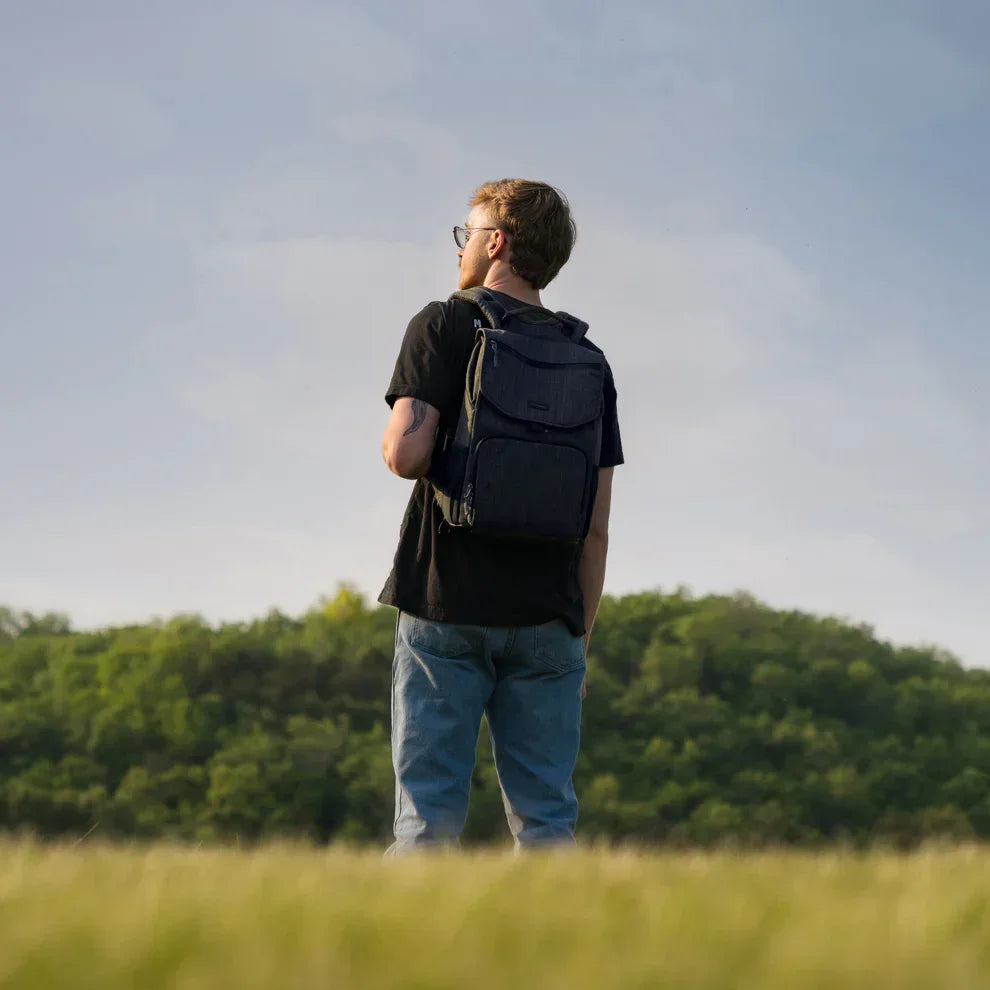 ProMaster Blue Ridge 2.0 Daypack - Medium (5.3 + 5 L Deep Blue) at PROCAM | procam.com