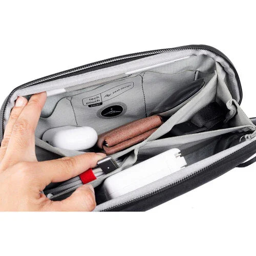 Peak Design Tech Small Pouch (Sage) at PROCAM | procam.com