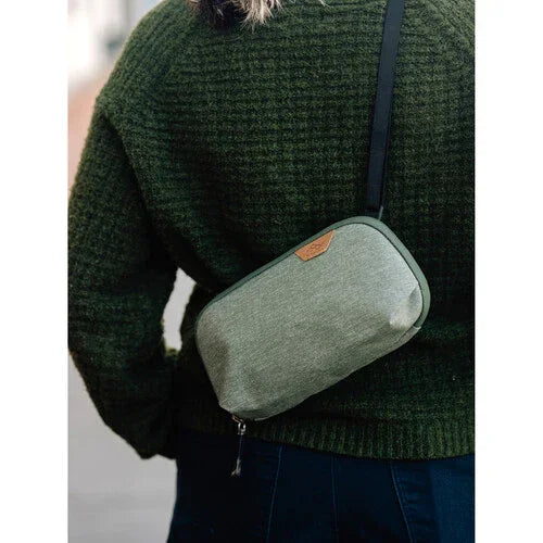 Peak Design Tech Small Pouch (Sage) at PROCAM | procam.com