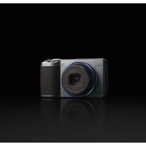 【Camera.it】RICOH GRiiix UrbanEdition Ricoh GR IIIx Urban Edition Digital Camera, Metallic Gray with
