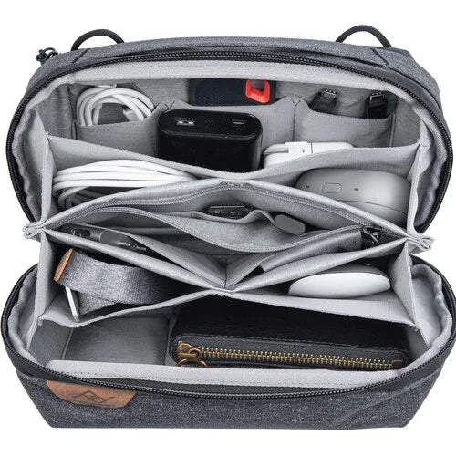 Peak Design Travel Tech Pouch (2L, Charcoal) at PROCAM | procam.com