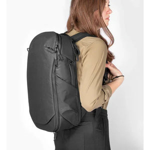 Peak Design Travel Backpack (Black, 30L) at PROCAM | procam.com