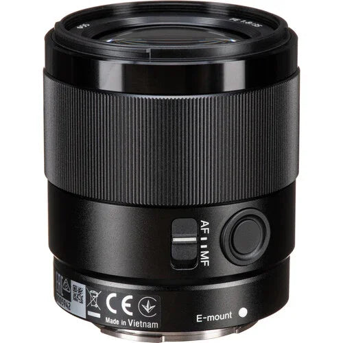 * OPEN BOX * Sony FE 35mm f/1.8 Lens at PROCAM | procam.com