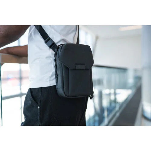 WANDRD X1 Cross-Body Bag (Medium) at PROCAM | procam.com
