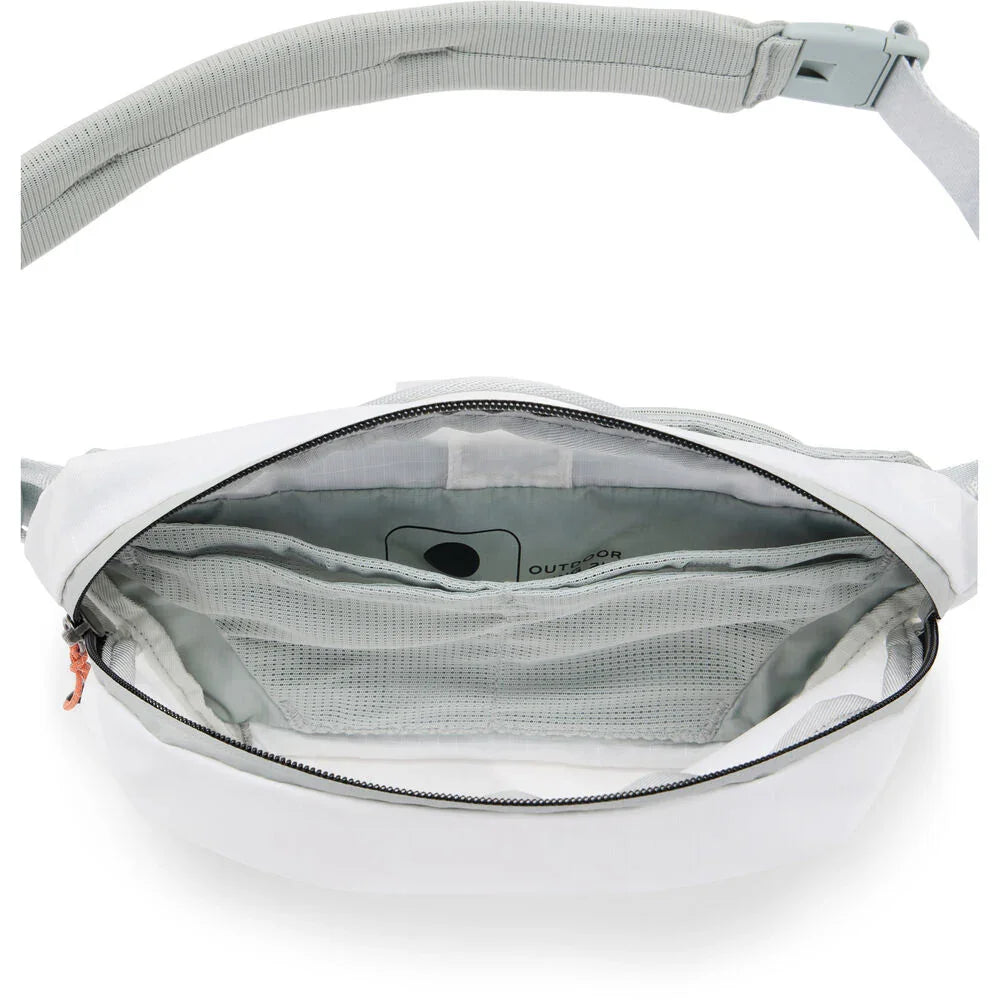 Peak Design Outdoor Sling (Cloud, 2L) at PROCAM | procam.com