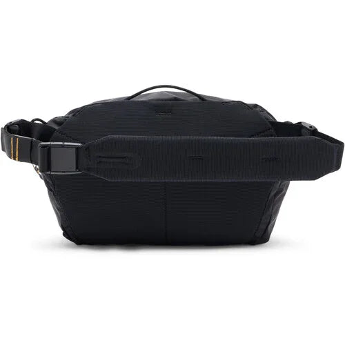 Peak Design Outdoor Sling (Black, 7L) at PROCAM | procam.com