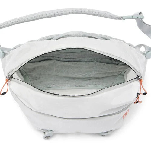 Peak Design Outdoor Sling (Cloud, 7L) at PROCAM | procam.com