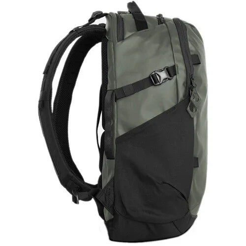 WANDRD Nimbus 18L Backpack (Wasatch Green) at PROCAM | procam.com