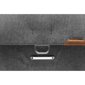 Peak Design Everyday Messenger v2 (13L, Ash) at PROCAM | procam.com
