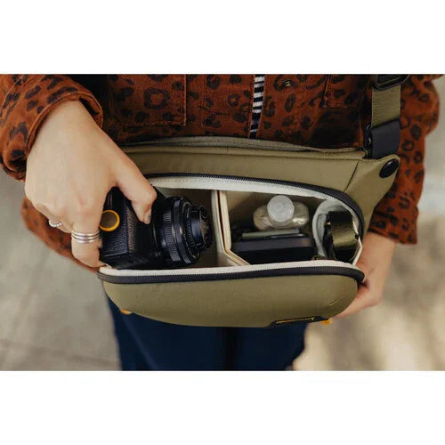 Peak Design Everyday Sling v3 (Kelp, 3L) at PROCAM | procam.com